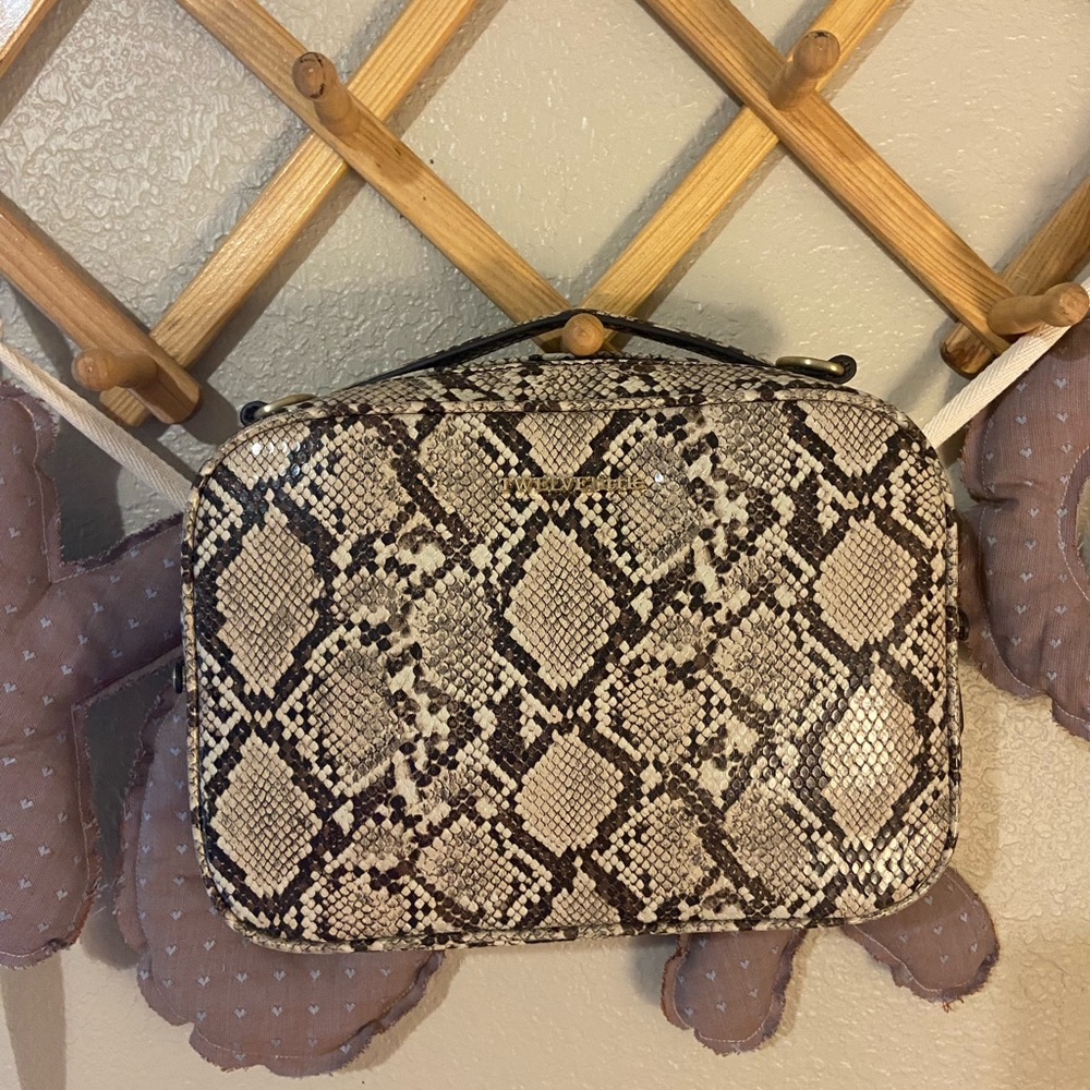 Twelve little purse